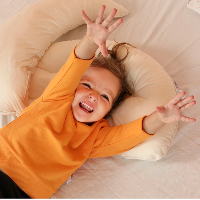 La Gotera Almohada Media Luna, para Niños