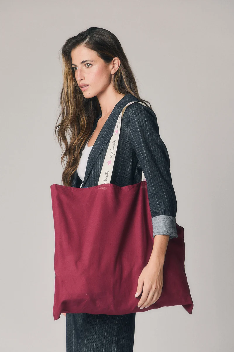 Tote Bag Algo Bonito color granate