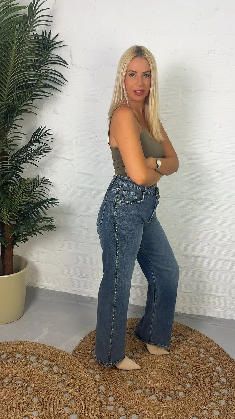 Pantalón Tachas