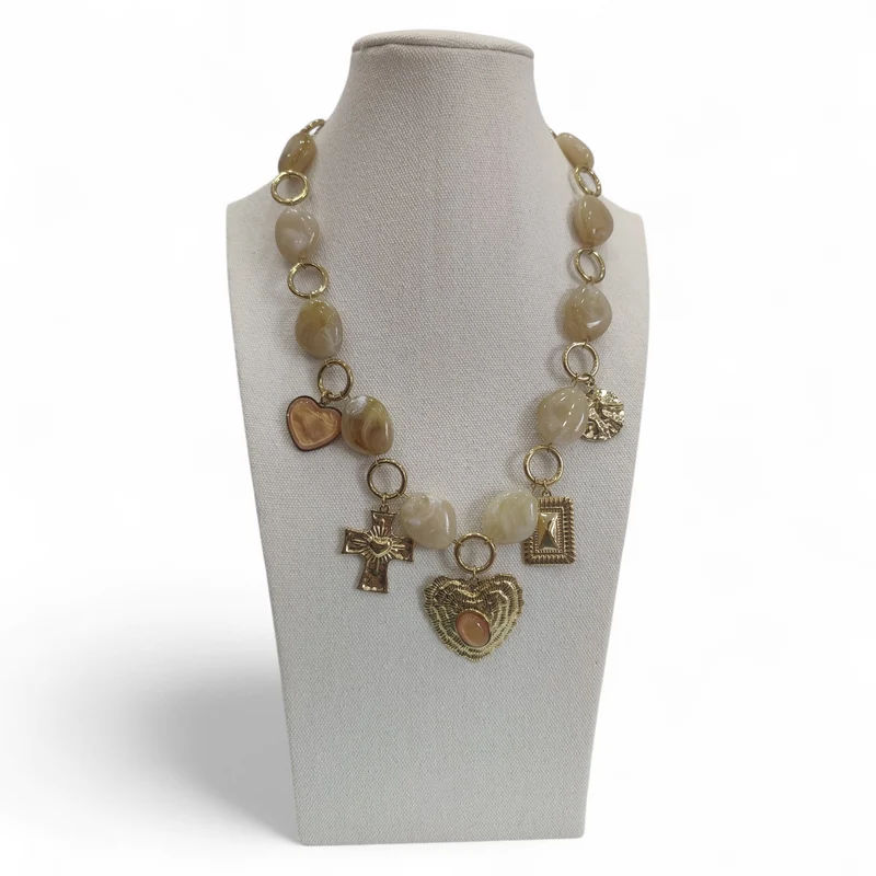 Collar Amuleto