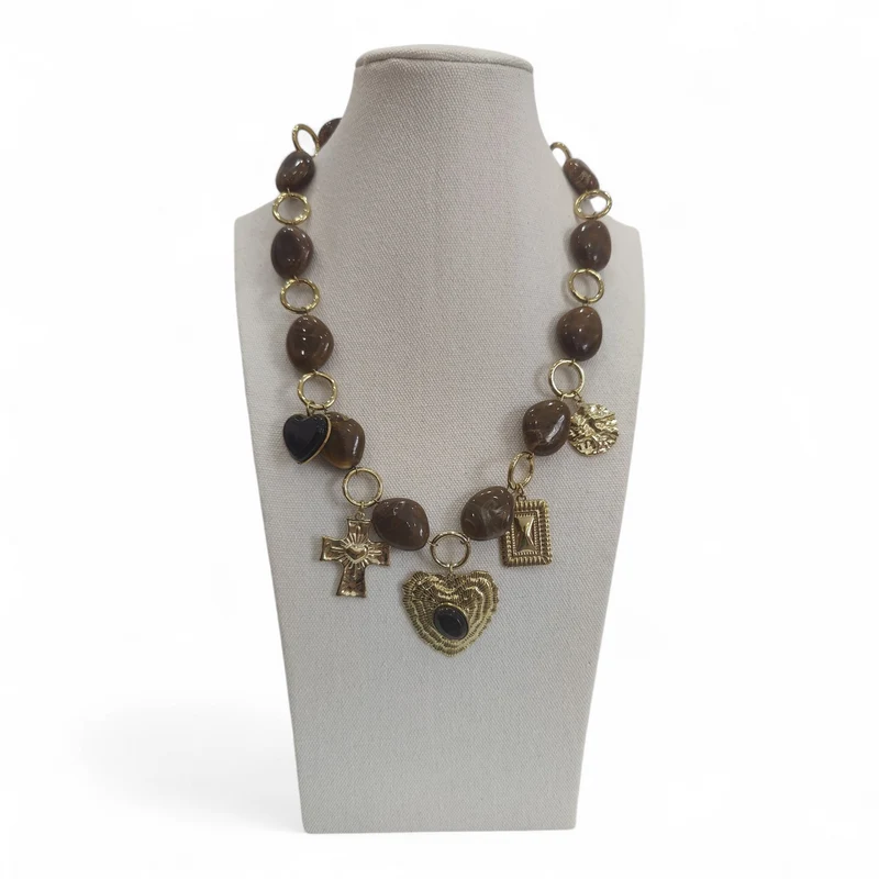 Collar Amuleto