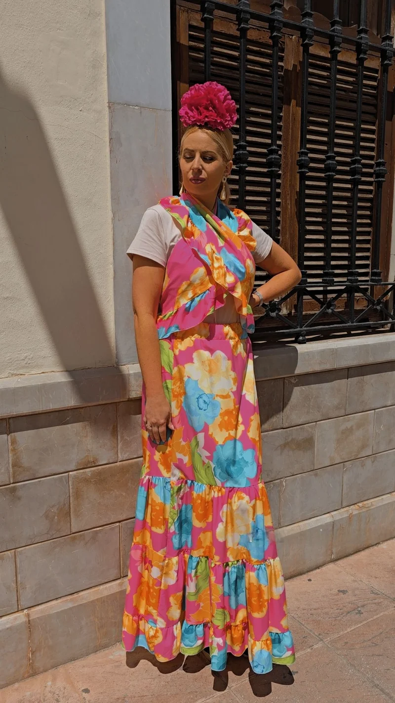 Conjunto de Falda y Pico