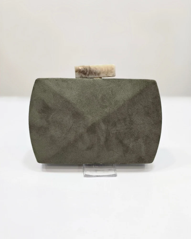 Clutch antelina