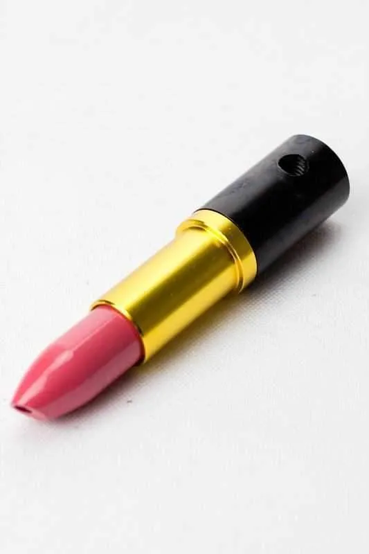 36-Lipstick shape metal pipe display