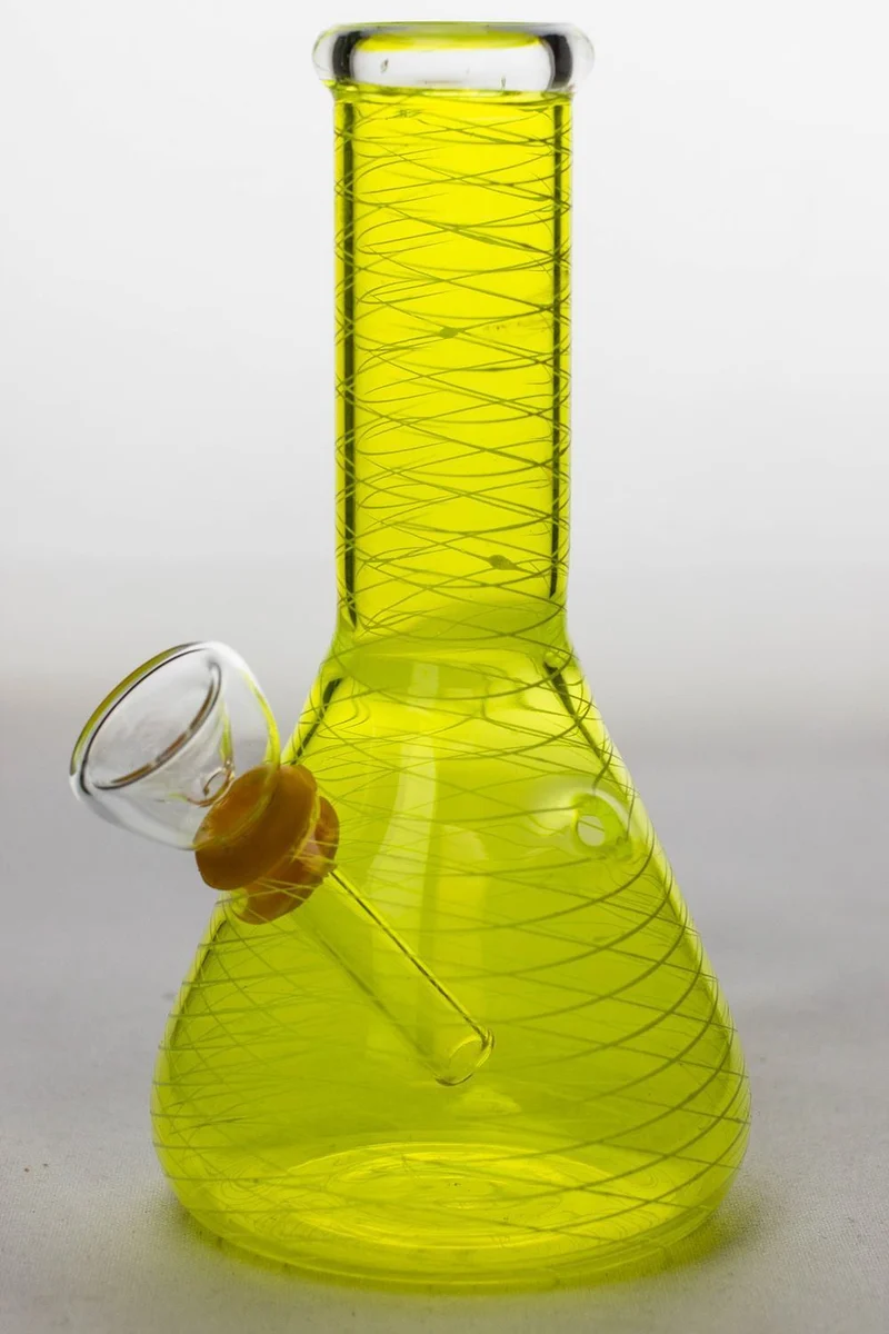 6" glass water bong