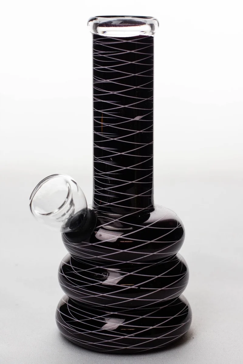 6" glass water bong