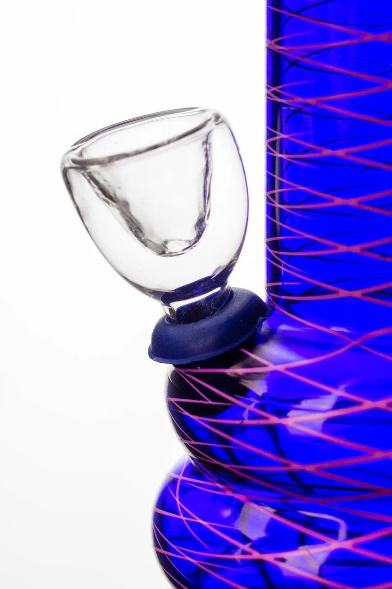 6" glass water bong