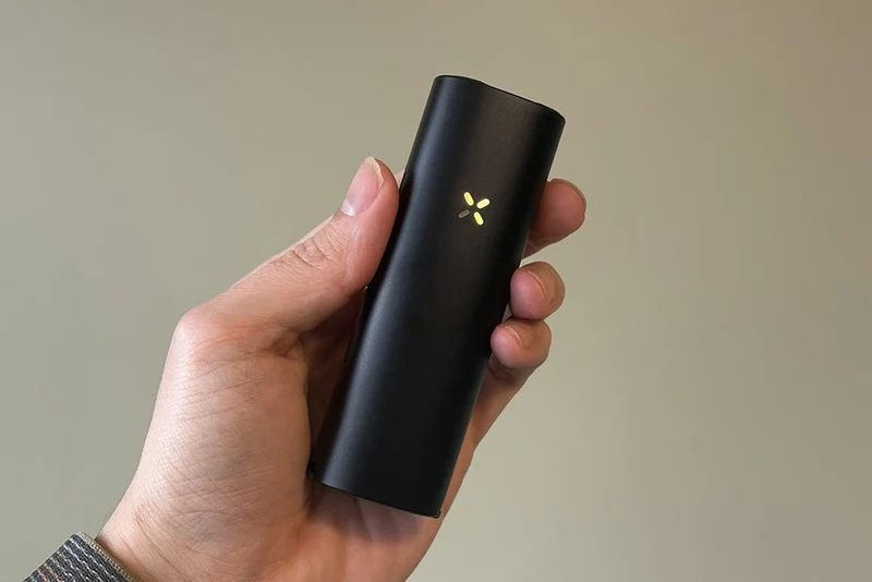 PAX 4 — Vaporizador Híbrido Portátil de Hierbas Secas